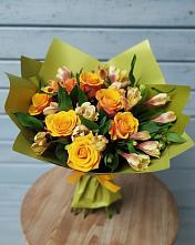 Букет цветов из:  Альстромерии и Розы в Поселке Биокомбината