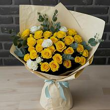 Букет цветов из:  Розы в Поселке Биокомбината