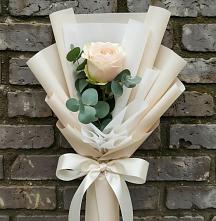 Букет цветов из:  Розы в Поселке Биокомбината