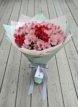 Букет цветов из:  Альстромерии #REPLACE_PRED# Поселке Биокомбината