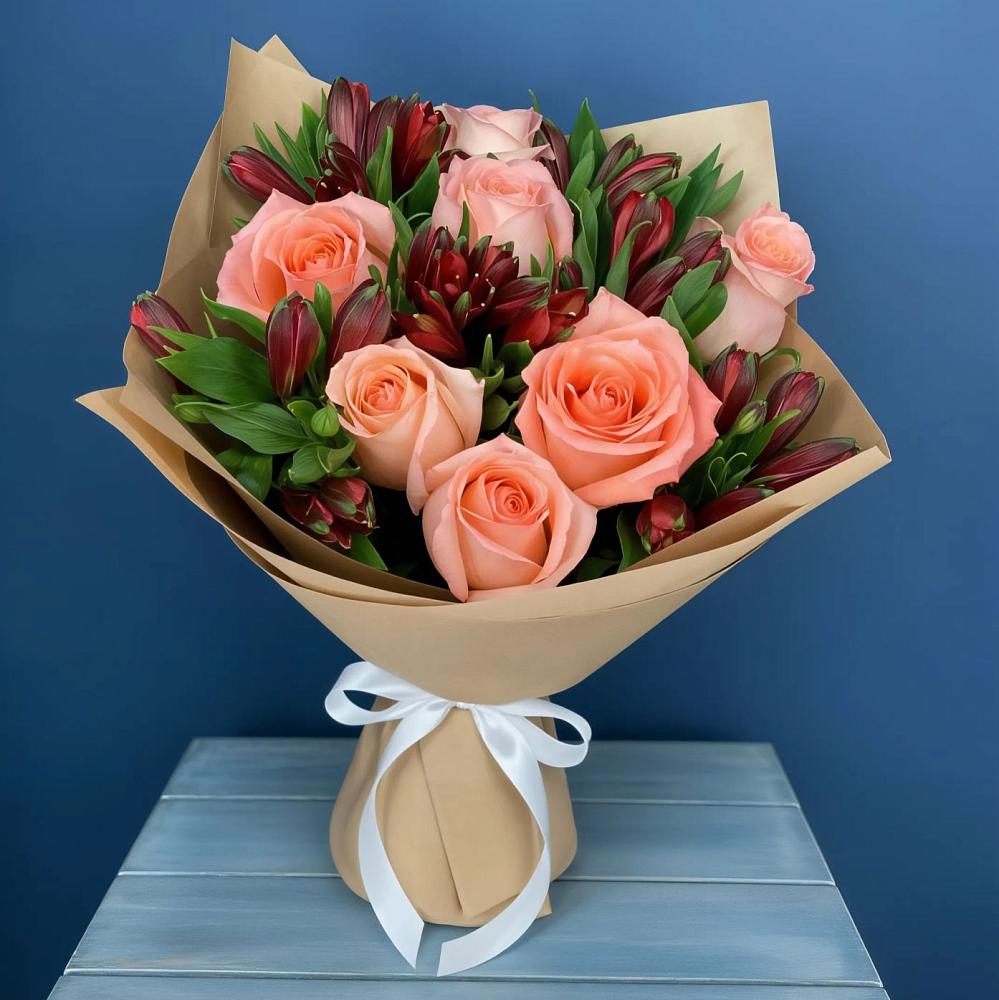 Букет цветов из: Розы и Альстромерии в Поселке Биокомбината