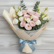 Букет цветов из:  Лизиантусы #REPLACE_PRED# Поселке Биокомбината