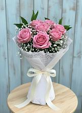 Букет цветов из:  Розы в Поселке Биокомбината