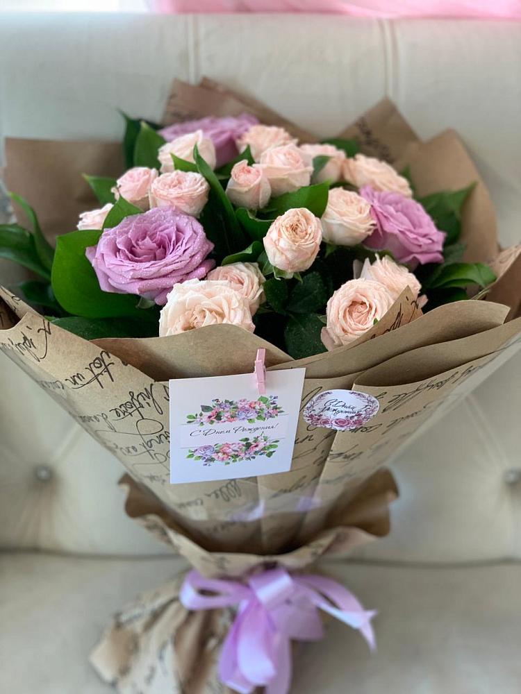 Букет цветов из: Розы в Поселке Биокомбината