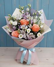 Букет цветов из:  Лизиантусы, Розы, Альстромерии и Гипсофила в Поселке Биокомбината