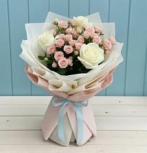 Букет цветов из:  Розы в Поселке Биокомбината