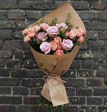 Букет цветов из:  Розы в Поселке Биокомбината