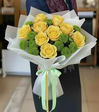 Букет цветов из:  Хризантемы и Розы в Поселке Биокомбината