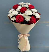 Букет цветов из:  Розы и Хризантемы в Поселке Биокомбината