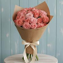 Букет цветов из:  Розы в Поселке Биокомбината