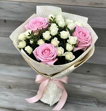 Букет цветов из:  Розы в Поселке Биокомбината
