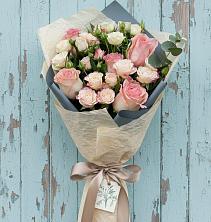 Букет цветов из:  Розы в Поселке Биокомбината
