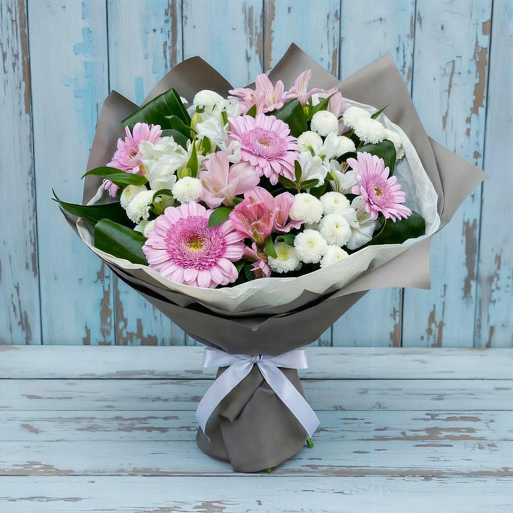 Букет цветов из: Герберы, Альстромерии и Хризантемы в Поселке Биокомбината