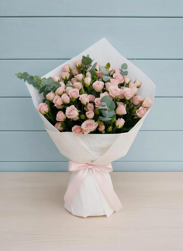 Букет цветов из: Розы в Поселке Биокомбината