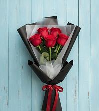 Букет цветов из:  Розы в Поселке Биокомбината